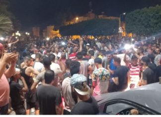 احتفالات في شوارع تونس بعد قرارات رئيس الجمهورية(فيديو)