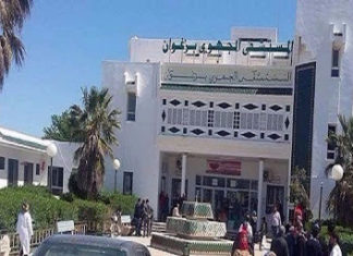 زغوان: فوضى في أقسام الكوفيد واحتجاجات على خلفية إقالة مدير المستشفى الجهوي