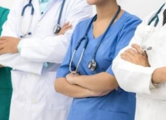 نقابة الأطباء والصيادلة: قطاع الصحة العمومية أصبح في وضعية حرجة