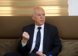 قيس سعيّد: “نحمد الله على توفر اللقاحات القانونية في الدستور لمواجهة الفيروسات”