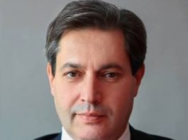 وزير البيئة السابق رياض المؤخر يتقدم بمطلب طعن لايقاف قرار وضعه تحت الاقامة الجبرية