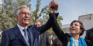 في الذكرى الـ40 لزواجه من راضية النصراوي: حمة الهمامي ينشر ”نشيد الحب”