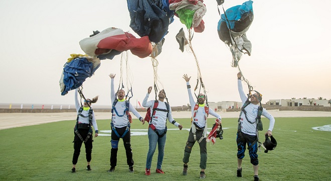 skys-40-jours-pour-decouvrir-le-desert-sous-toutes-ses-coutures02