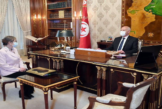 (فيديو) في لقائه بودن: رئيس الجمهورية يدعو إلى التقشّف في المال العام