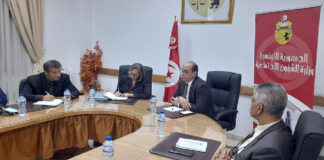 التوصل إلى اتفاق ينص على استئناف العمل بالمجمع الكيميائي