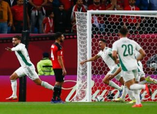 كأس العرب: مصر تتعادل مع الجزائر وتقتنص صدارة المجموعة باللعب النظيف