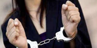 الكرم: الاحتفاظ بإمرأة حاولت قتل طفل ورميه في البحر