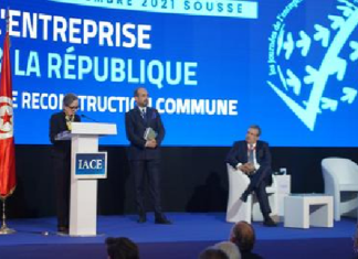 رئيسة الحكومة من أيام المؤسسة:”الدولة حريصة على خلاص تعهداتها الخارجية في الآجال”