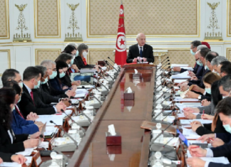 المصادقة على مراسيم ومشاريع أوامر رئاسية