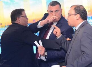 “معركة” وتشابك بالأيدي بين النائب المجمّد عياض اللومي والسياسي سرحان الناصري