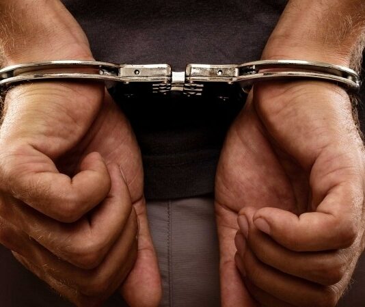 إيداع بالسجن لشاب دهس خاله بسيارته