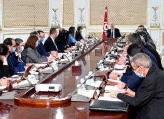 مجلس الوزاراء يصادق على عدد من المراسيم والأوامر تتعلق بالتعليم العالي والضمان الاجتماعي والبرنامج الخصوصي للسكن الاجتماعي