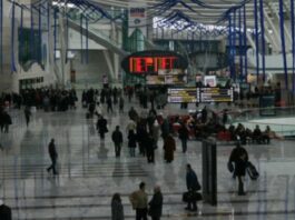 استمرار إغلاق مطار اسطنبول بسبب الثلوج الكثيفة