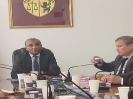 وزير الرياضة: “وصلتني تهديدات ولكن لم يكن بالإمكان تأجيل مباراة الدربي”
