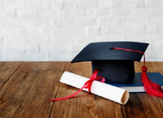 ‘خطأ في بيانات شهادة البكالوريا لتلميذة’.. وزارة التربية تُوضّح