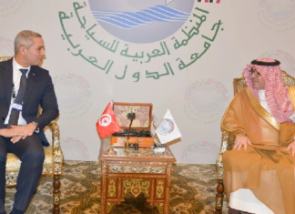 رئيس المنظمة العربية للسياحة يؤكد دعمه لتونس في مجال الاستثمار السياحي