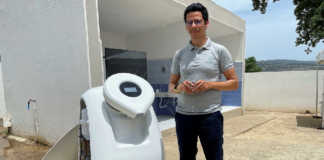 (صور+فيديو) مهندسون تونسيون يخترعون آلة تحوّل الهواء إلى مياه شرب