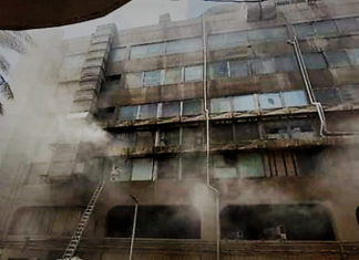 حريق هائل بفندق رمسيس هيلتون في مصر