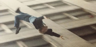 حدائق المنزه: وفاة مسترابة لشاب سقط من الطابق الرابع