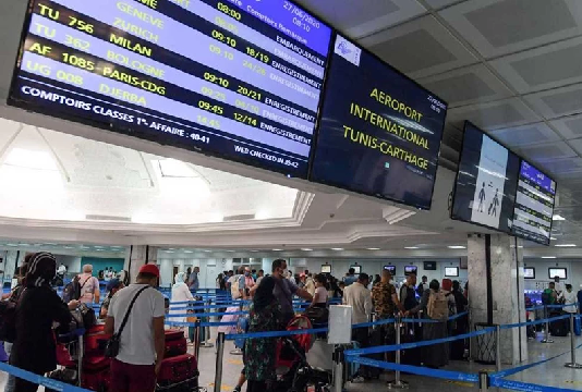 إضراب فنيي الملاحة الجوية: ديوان الطيران المدني يلجأ لآلية التسخير والحركة عادية