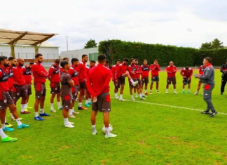 المنتخب الوطني يجري حصة تدريبية استعدادا لمواجهة البرازيل