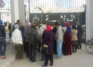 القيروان: احتجاج ورفع شعار ‘ديقاج’ في وجه الوالي