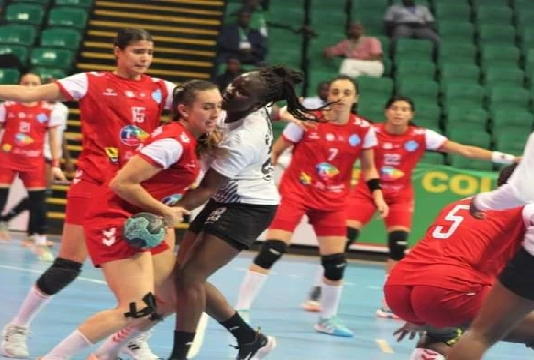 كرة اليد للسيدات: المنتخب التونسي يفوز على نظيره الغيني في بطولة إفريقيا للأمم