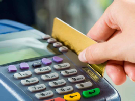 ما حقيقة فرض ضريبة على الخلاص بواسطة البطاقة البنكية؟