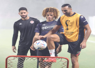 التشكيلة الرسمية للمنتخب الوطني في مواجهة الدنمارك