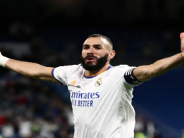 بنزيما يرفض دعوة ماكرون حضور نهائي المونديال