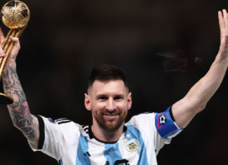 ميسي يفوز بجائزة أفضل لاعب في كأس العالم 2022
