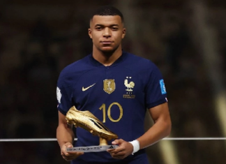 مبابي يتوج بجائزة الحذاء الذهبي لهداف كأس العالم