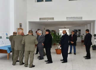 وزير الدفاع يؤدي زيارة تفقد إلى الإدارة العامة للشؤون القانونية والعقارية والنزاعات
