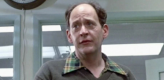 وفاة الممثل الأمريكي إيرل بوين