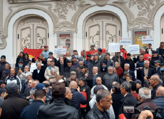 العاصمة: وقفة احتجاجية لمتقاعدين للمطالبة باحترام آجال صرف جراياتهم