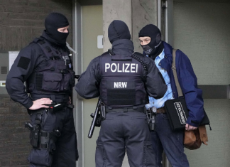 القبض على مراهق قتل مُعلّمته طعناً بسكين في ألمانيا