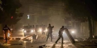 بنزرت: شباب يضرمون النار في العجلات المطاطية وقوات الأمن تتدخل