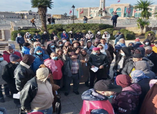 الوعاظ والإطارات المسجديّة ينفّذون ‘يوم غضب’ أمام وزارة الشؤون الدينية