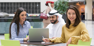 بمناسبة اليوم العالمي للمرأة… طيران الإمارات يركز على تبني ثقافات عمل شاملة