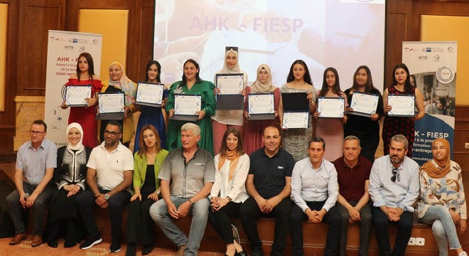 Remise des attestations aux 10 jeunes apprenants en Textile Habillement de la région du Cap Bon