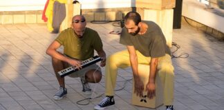 العمل الفني ” bon deuil!! ” لفاتح الخياري وحسام بوعكروشة