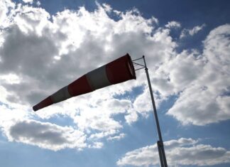 هذه الليلة: الرياح قوية جدا والحرارة بين 6 و16 درجة