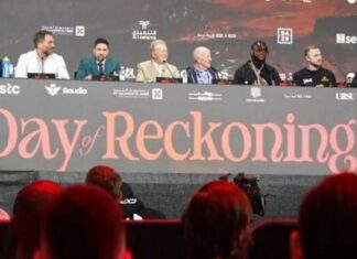 ملاكم أمريكي يعلن إسلامه أثناء مؤتمر صحفي بالرياض