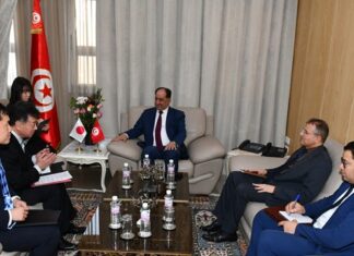 وزير الداخلية يستقبل سفير اليابان بتونس