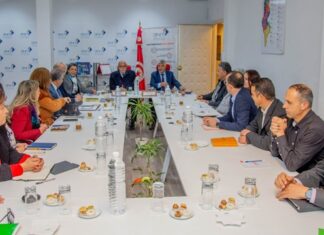 وزير التشغيل يدعو العاملين بالوكالة الوطنية للتشغيل الى تعزيز الجهود في مجالات التشغيل والتوظيف بالخارج