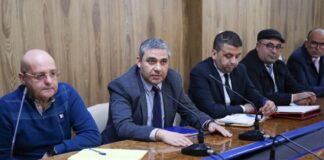 جلسة عمل بين وزارة الشباب والرياضة وجامعة كرة القدم