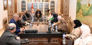وزيرالتربية يستقبل وفد عماني يؤدي زيارة إلى بلادنا بهدف الإطلاع على التجربة التونسية في التربية والتعليم