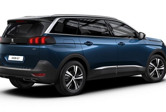 PEUGEOT E-5008 الجديدة – لمحة أولية
