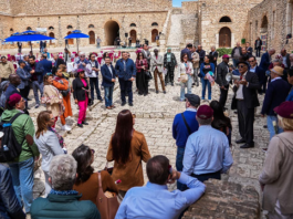 وفود ديبلوماسية عن 43 دولة يطلعون على الامكانيات السياحية والتنموية بولايات الشمال الغربي