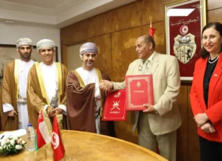 توقيع اتفاقية بين تونس وسلطنة عمان في مجال الخدمات الجوية